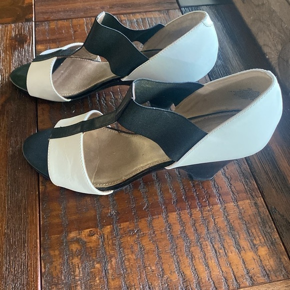 Circa Joan & David CJ Neptune** Black and White** two tone Size 9M - Picture 5 of 14